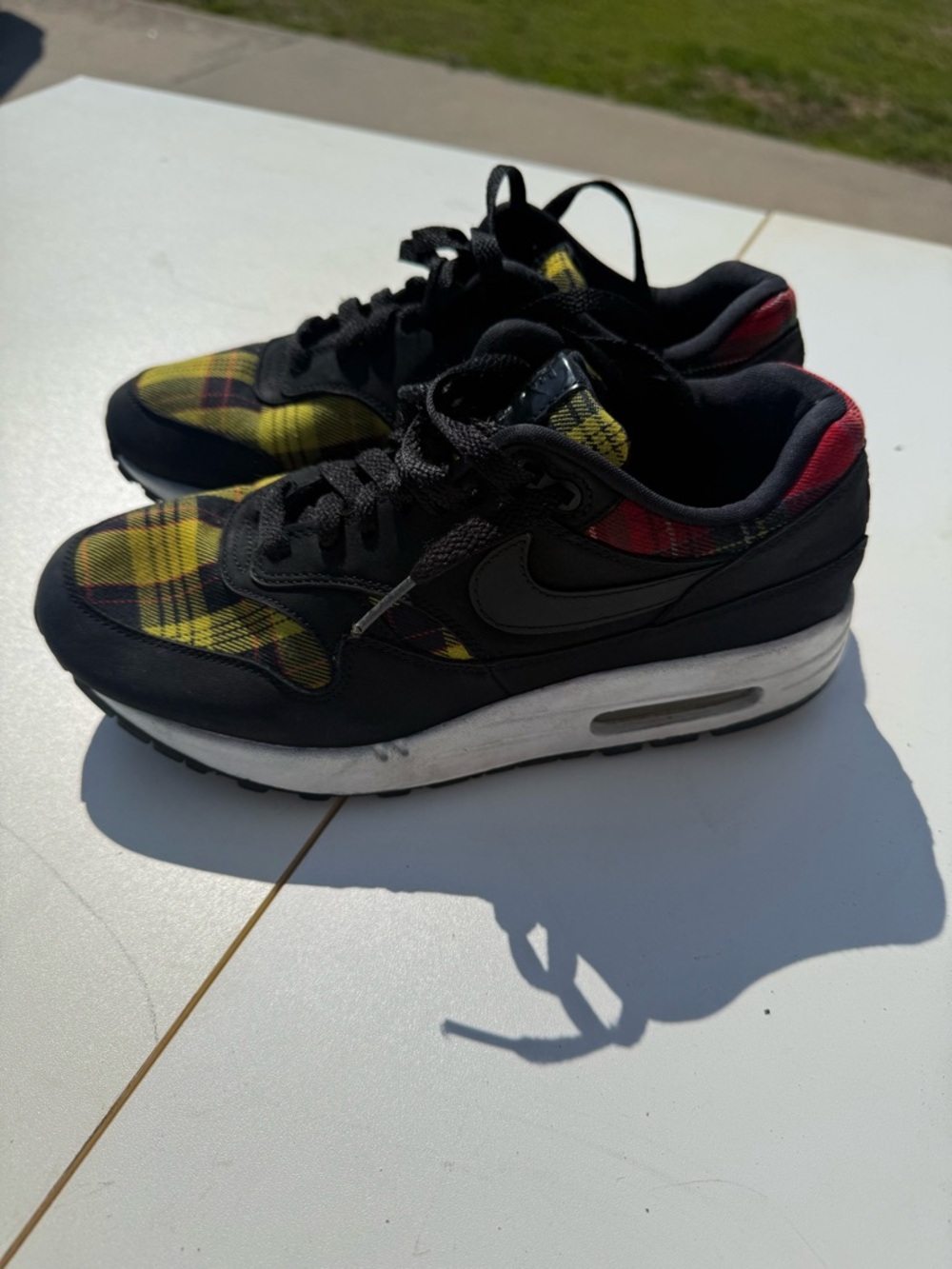 Nike Air Max 1 Plaid Tartan women’s size 8
